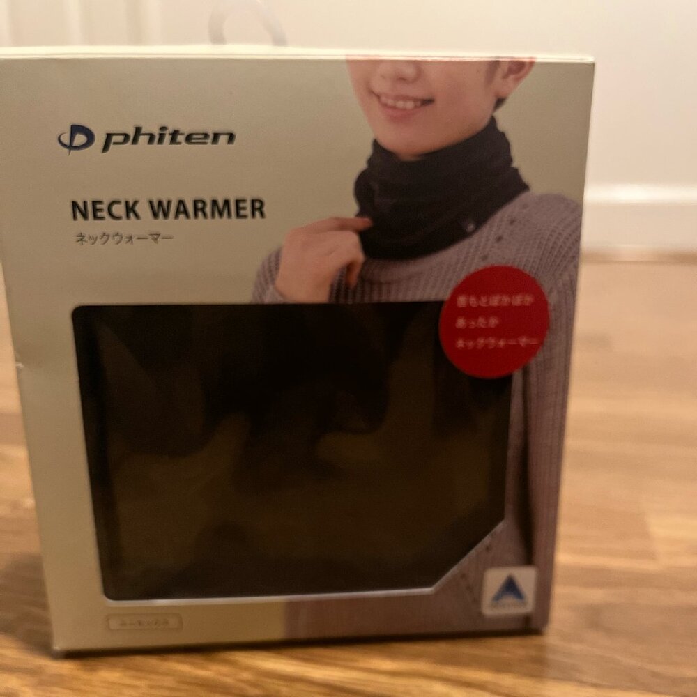 Phiten neck warmer